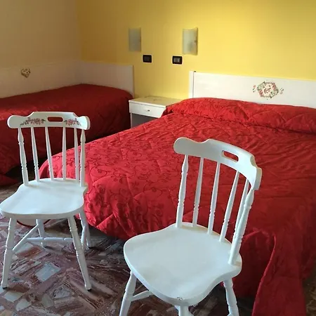 Carpino Hotel *