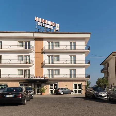 Hotel Carpino *