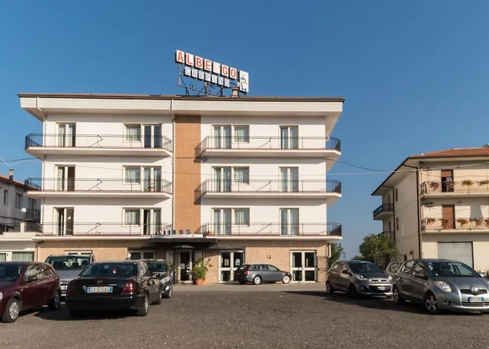 酒店 卡皮诺酒店 *